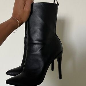 DANIELLE GUIZIO EXTREME MOTO BOOTS